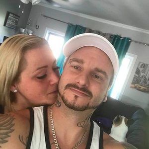 Meet your Posher, Emmanuel